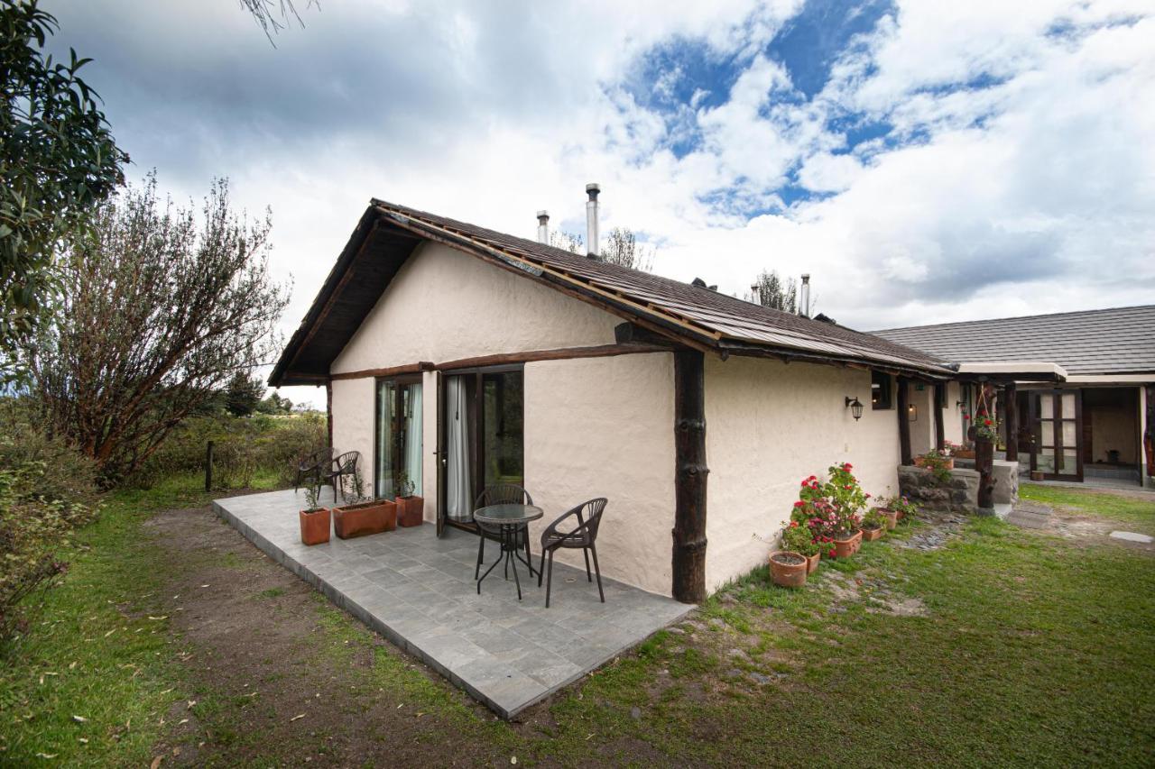 Chilcabamba Lodge Machachi ภายนอก รูปภาพ